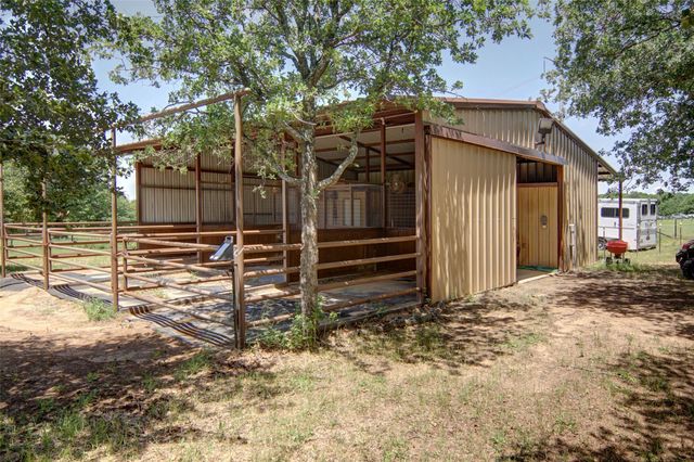 206 Oak Tree Court, Poolville, TX 76487
