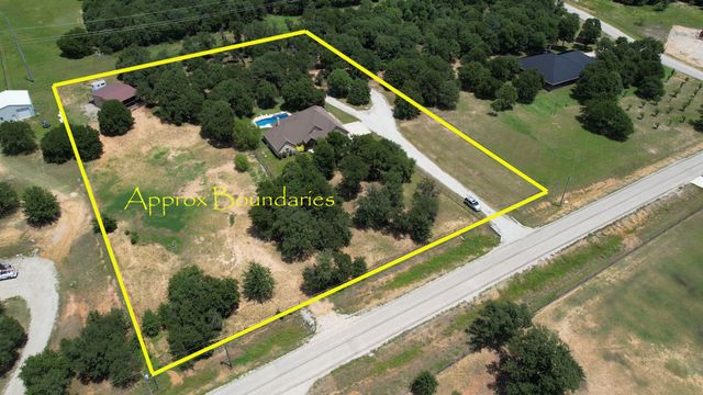 206 Oak Tree Court, Poolville, TX 76487