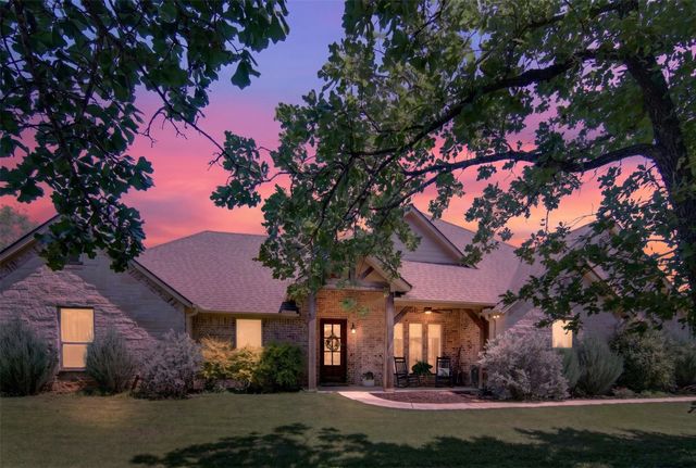 206 Oak Tree Court, Poolville, TX 76487
