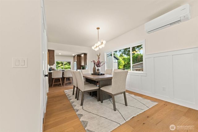520 30th Avenue E, Seattle, WA 98112