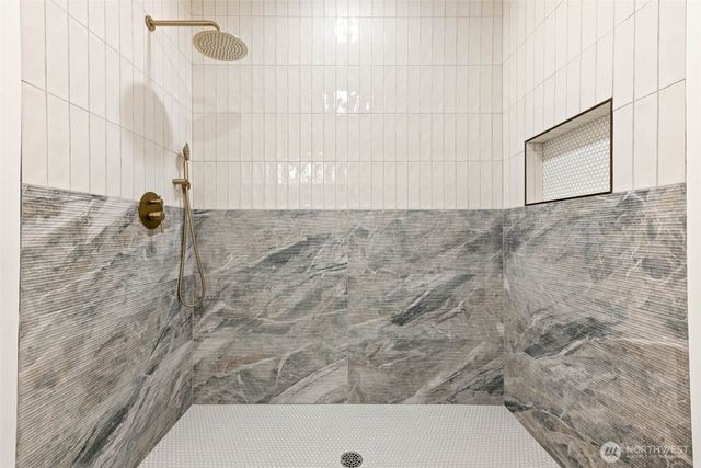 520 30th Avenue E, Seattle, WA 98112