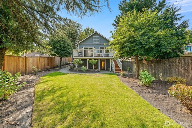 520 30th Avenue E, Seattle, WA 98112