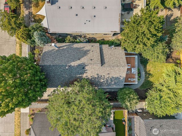 520 30th Avenue E, Seattle, WA 98112