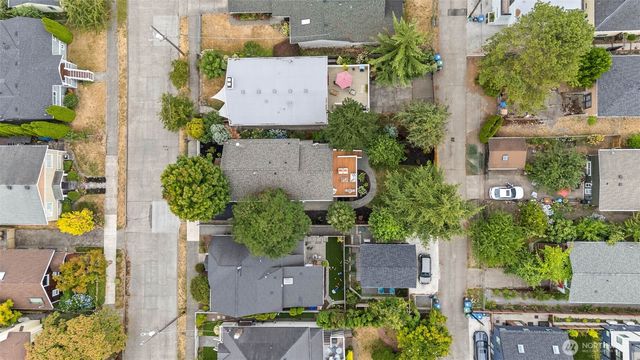 520 30th Avenue E, Seattle, WA 98112