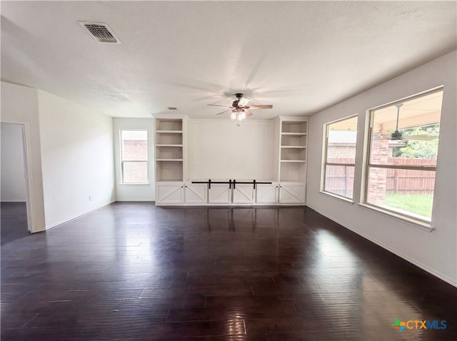 6623 Ambrose Circle, Temple, TX 76502