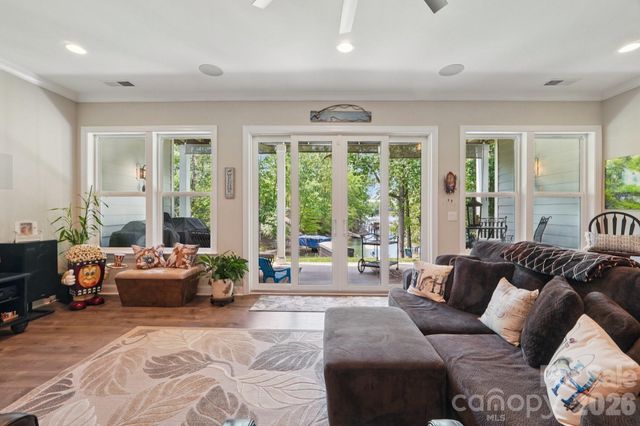 17914 Culross Lane, Charlotte, NC 28278