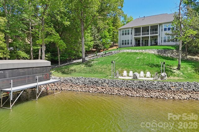 17914 Culross Lane, Charlotte, NC 28278