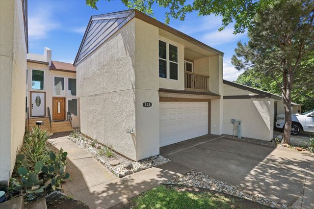 828 Pebble Beach Drive, Garland, TX 75043