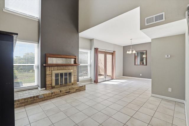 828 Pebble Beach Drive, Garland, TX 75043