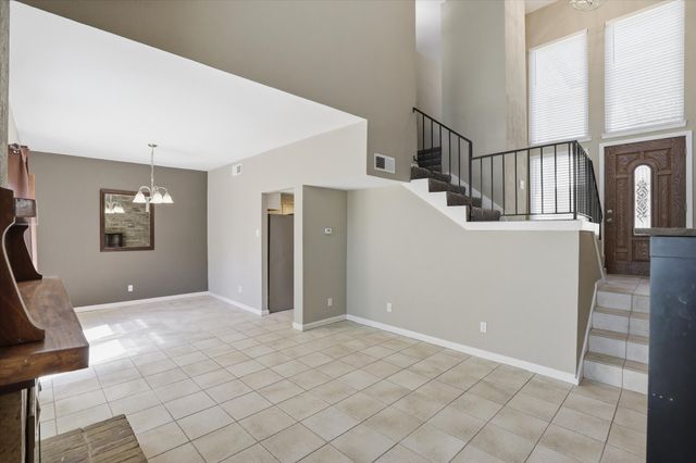 828 Pebble Beach Drive, Garland, TX 75043