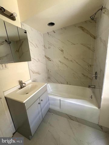 2336 S 72ND ST, Philadelphia, PA 19142