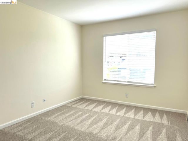 42 El Capitan LN, Antioch, CA 94509