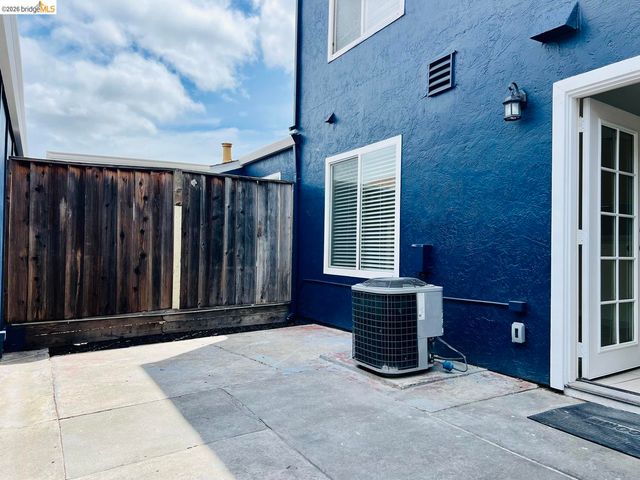 42 El Capitan LN, Antioch, CA 94509