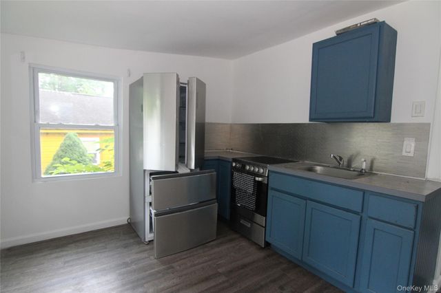 71 MILLER Road 13, Hopewell Junction, NY 12533