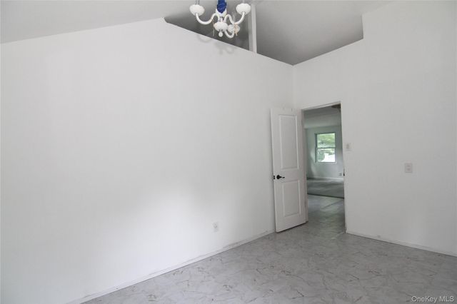 71 MILLER Road 13, Hopewell Junction, NY 12533