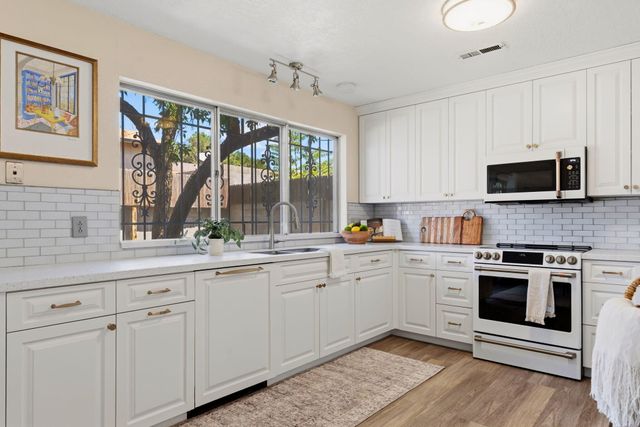 6413 Colleen Avenue NE, Albuquerque, NM 87109