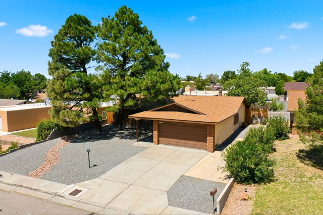 6413 Colleen Avenue NE, Albuquerque, NM 87109