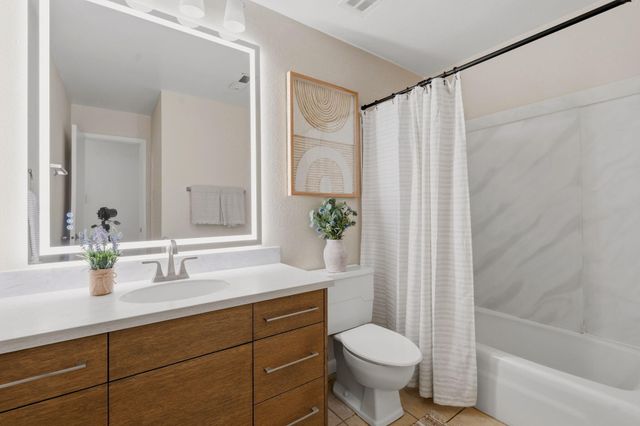 6413 Colleen Avenue NE, Albuquerque, NM 87109