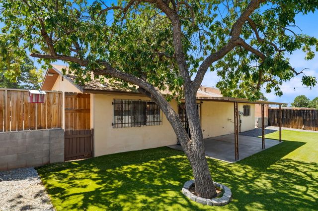 6413 Colleen Avenue NE, Albuquerque, NM 87109