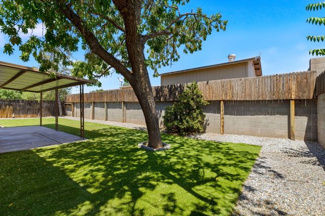 6413 Colleen Avenue NE, Albuquerque, NM 87109