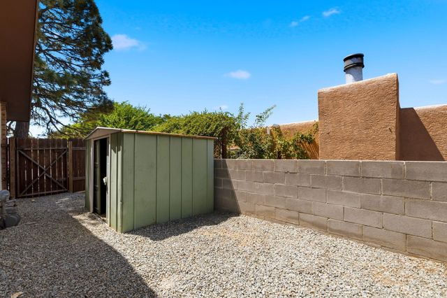 6413 Colleen Avenue NE, Albuquerque, NM 87109