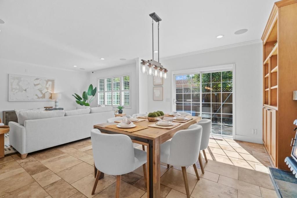 Image 12 of property listing at 5749 San Lorenzo Drive, San Jose, CA 95123