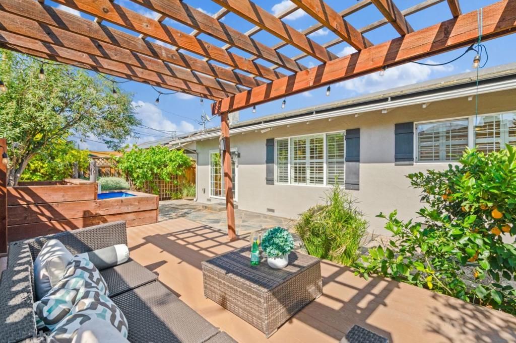 Image 42 of property listing at 5749 San Lorenzo Drive, San Jose, CA 95123