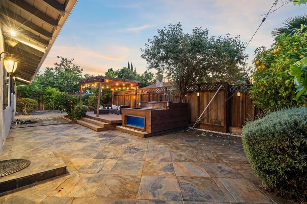 Image 46 of property listing at 5749 San Lorenzo Drive, San Jose, CA 95123