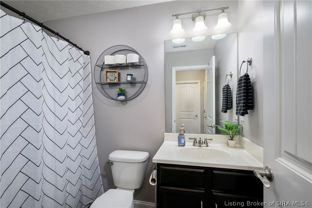 8625 Oak Valley Drive, Charlestown, IN 47111