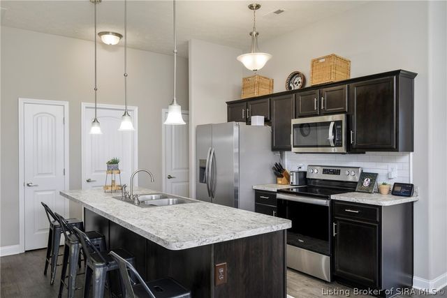 8625 Oak Valley Drive, Charlestown, IN 47111