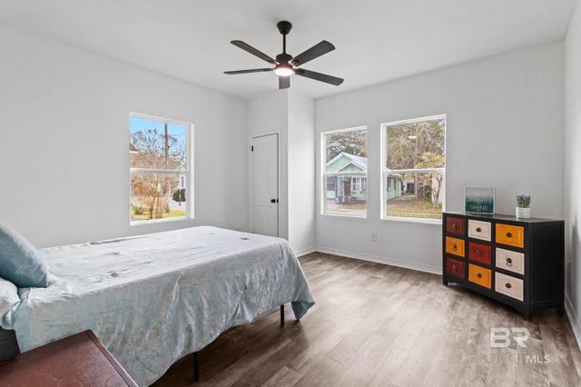 128 Bush Avenue, Mobile, AL 36604