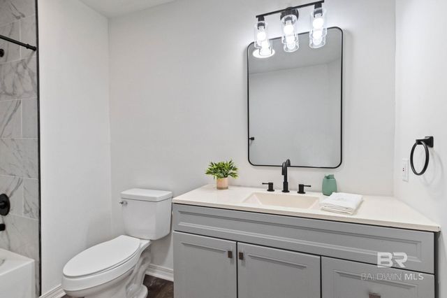 128 Bush Avenue, Mobile, AL 36604