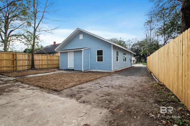 128 Bush Avenue, Mobile, AL 36604