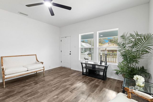 128 Bush Avenue, Mobile, AL 36604