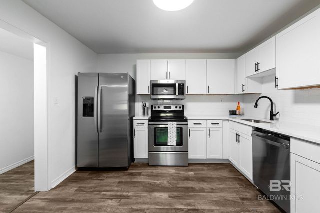 128 Bush Avenue, Mobile, AL 36604