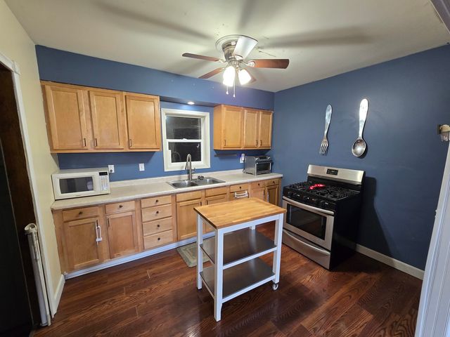 16517 Plainview Drive, Markham, IL 60428