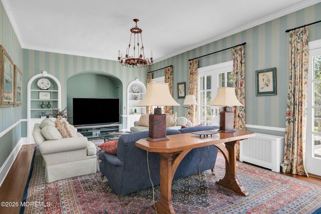 83 Ridge Road, Rumson, NJ 07760