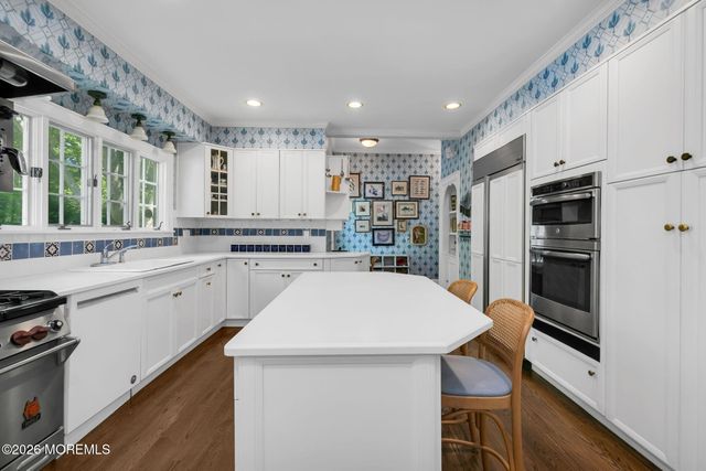 83 Ridge Road, Rumson, NJ 07760