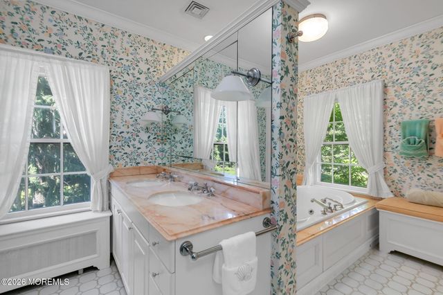 83 Ridge Road, Rumson, NJ 07760