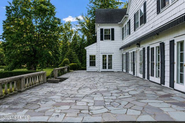 83 Ridge Road, Rumson, NJ 07760