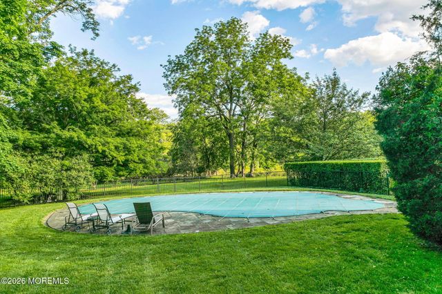 83 Ridge Road, Rumson, NJ 07760