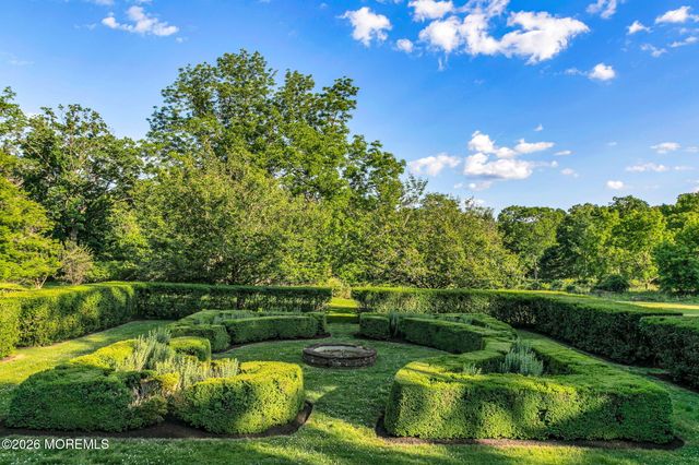 83 Ridge Road, Rumson, NJ 07760