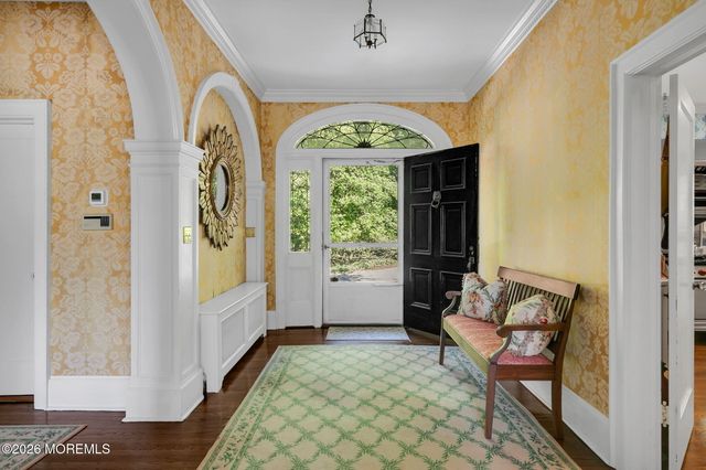 83 Ridge Road, Rumson, NJ 07760