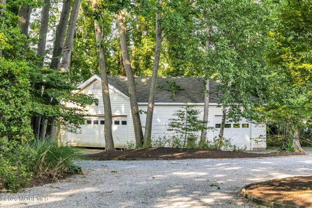 83 Ridge Road, Rumson, NJ 07760