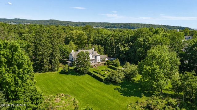 83 Ridge Road, Rumson, NJ 07760