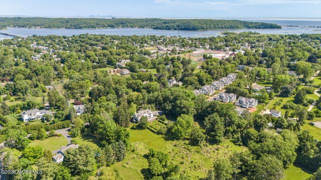 83 Ridge Road, Rumson, NJ 07760