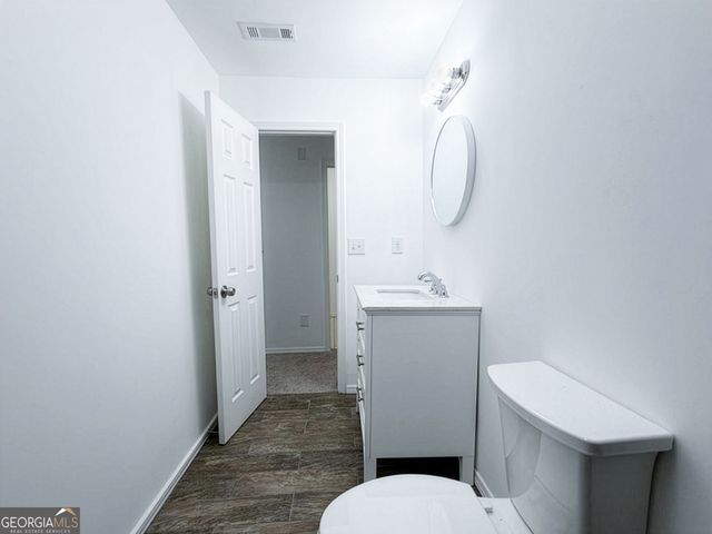 2113 Pine Tree Trail, South Fulton, GA 30349