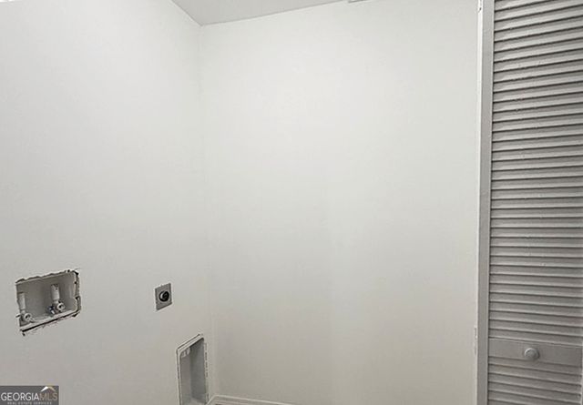 2113 Pine Tree Trail, South Fulton, GA 30349