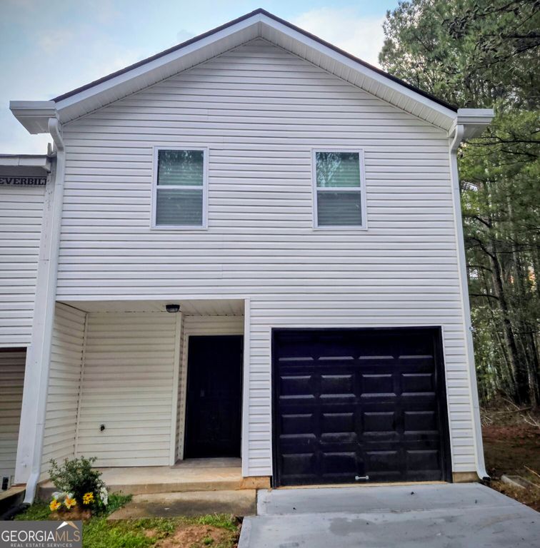 2113 Pine Tree Trail, South Fulton, GA 30349