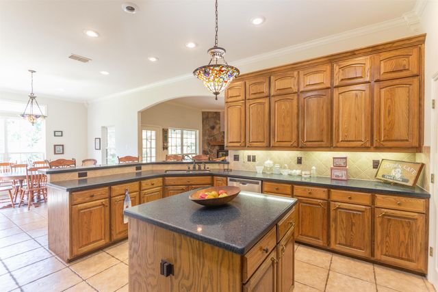 3014 CR 3550, Holly Lake Ranch, TX 75765